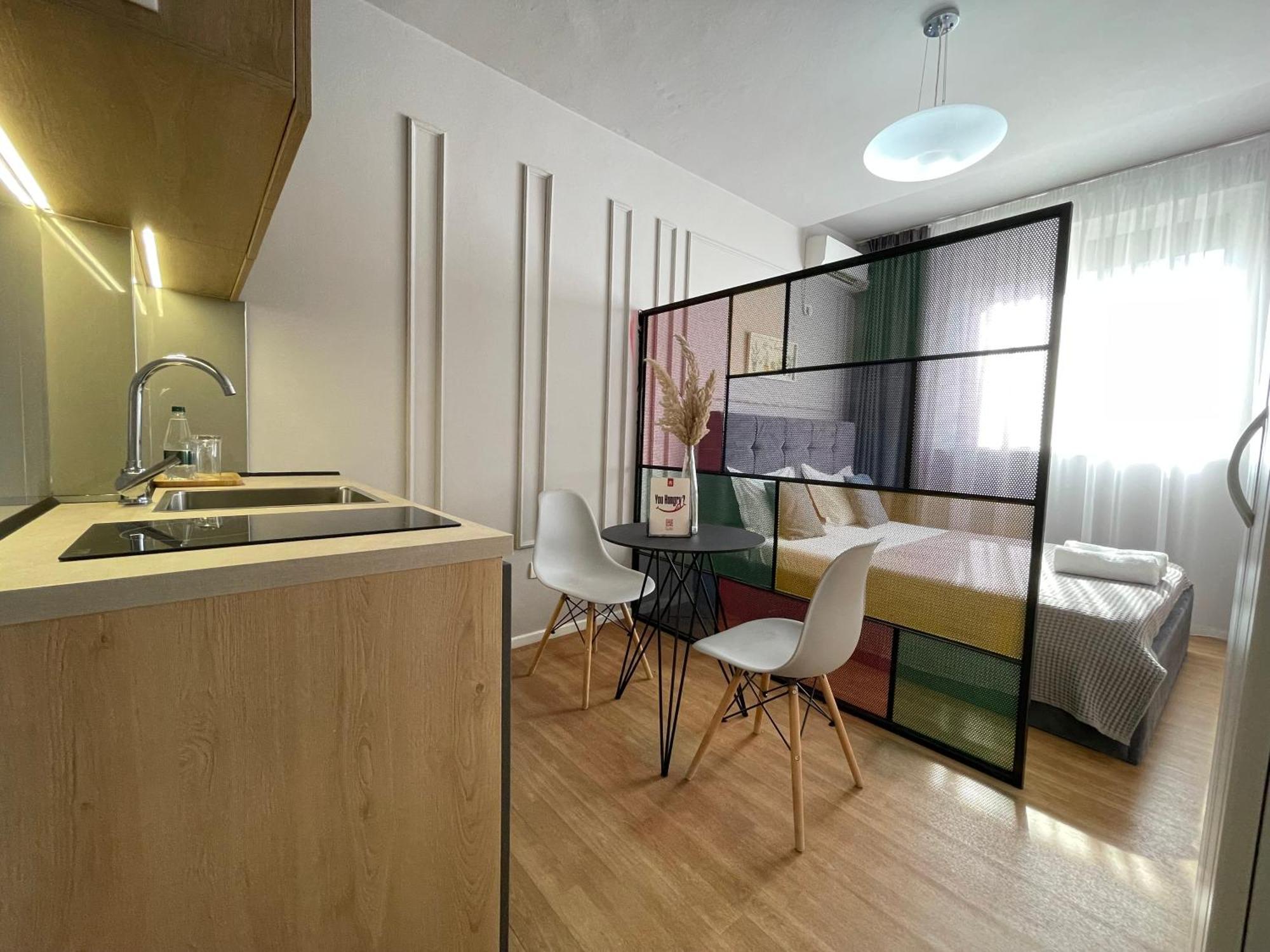 Myslym Shyri'S Apartments Tirana Exterior photo